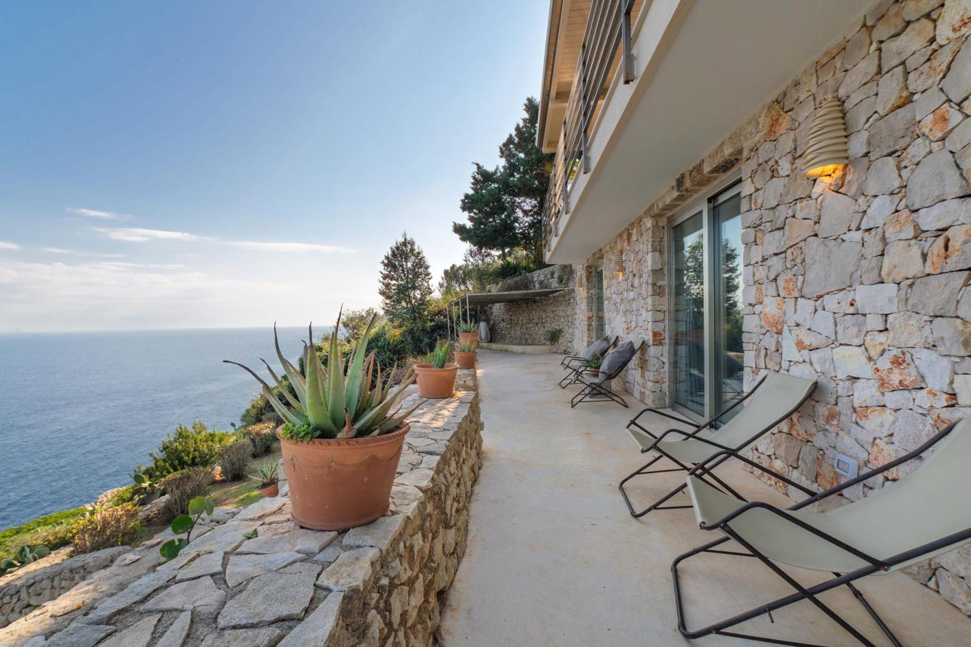 Villa Cliff Гальяно-дель-Капо Экстерьер фото
